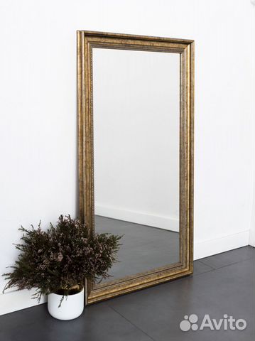 Зеркало настенное декоративное в раме Golosone