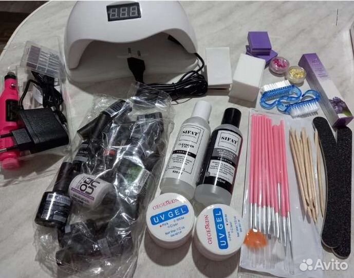 Набор для маникюра с аппаратом и лампой