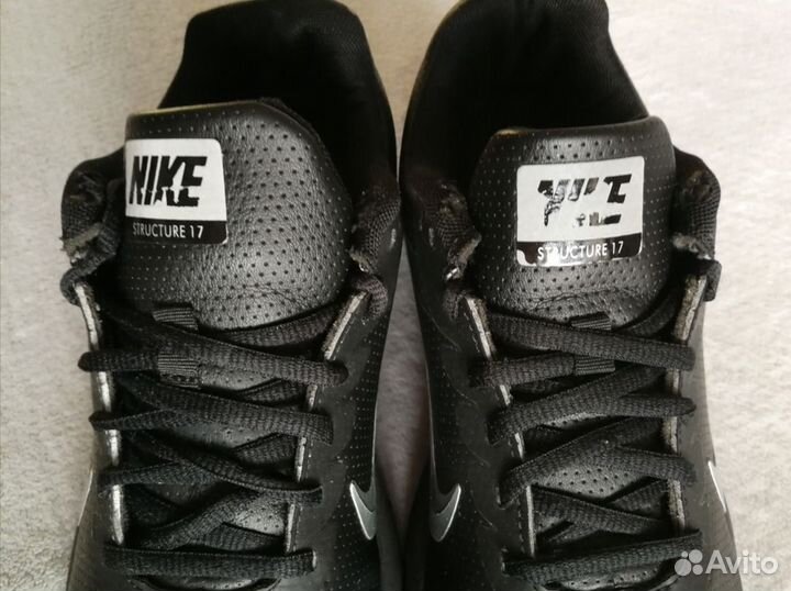 Кроссовки 40р кожаные черные