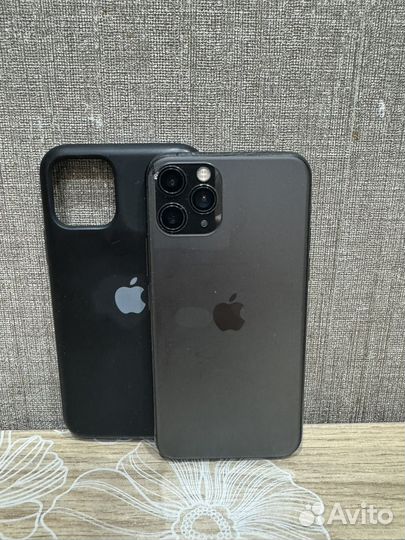 iPhone 11 Pro, 256 ГБ
