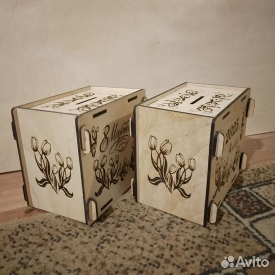 Копилка для денег деревянная