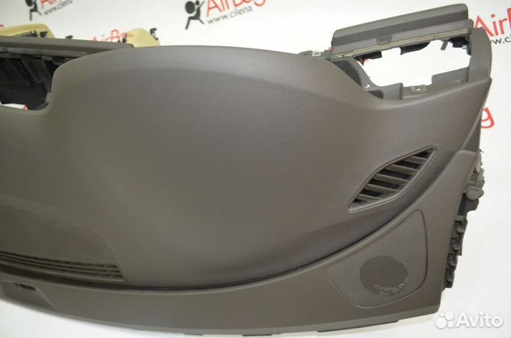 Торпедо панель приборов Audi A7 (коричн)