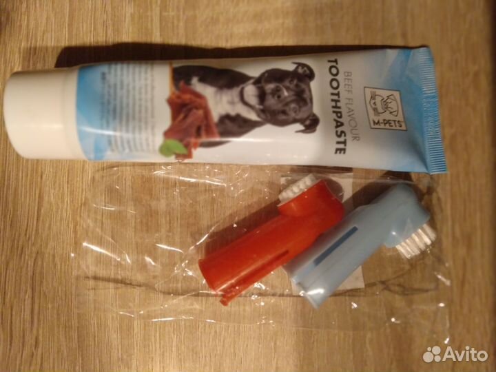 Зубная паста и зубные щётки