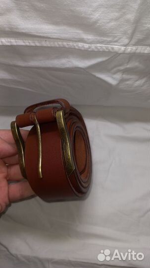 Мужской кожаный ремень коричневый