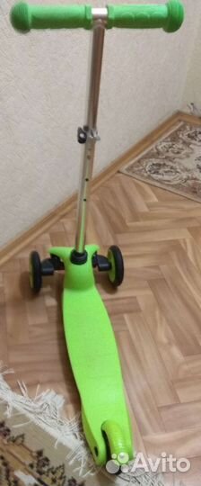 Самокат детский трехколесный новый