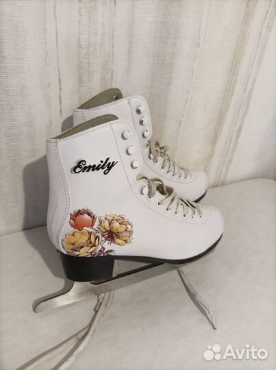 Коньки фигурные 38 размер