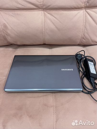 Ноутбук samsung
