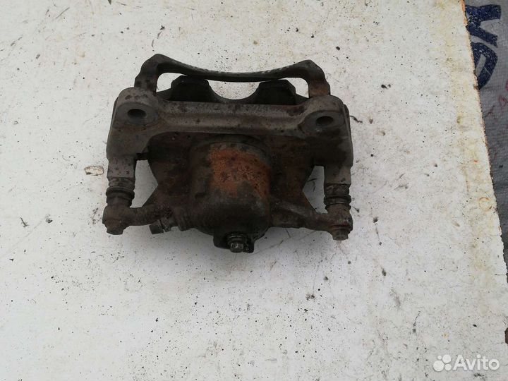 Суппорт тормозной Шкода октавия 3 а7