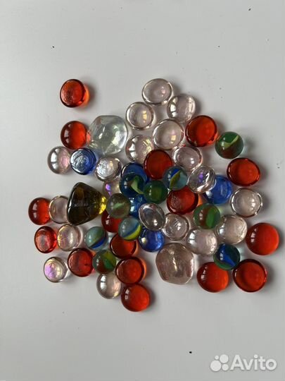 Камушки цветные стеклянные