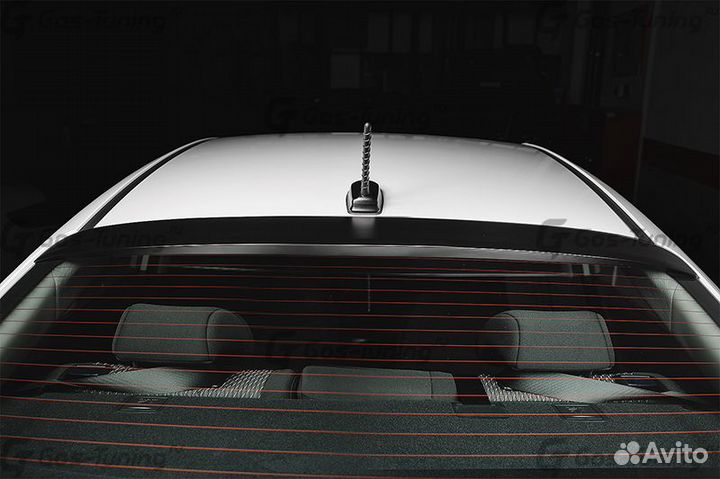 Козырек на стекло на Kia Rio 4