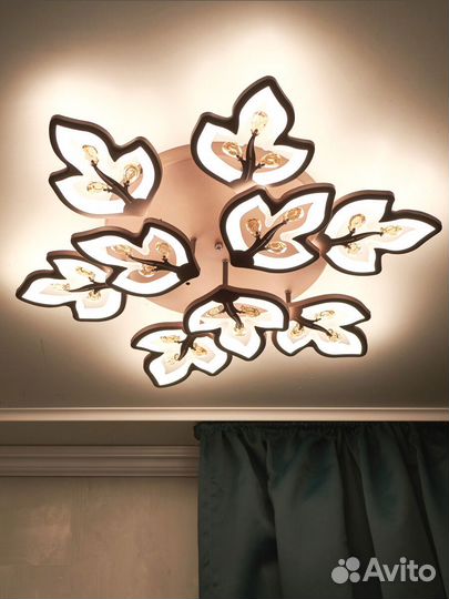 Люстра светодиодная потолочная 9 ламп