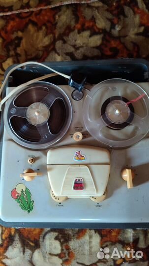 Катушечный магнитофон Яуза