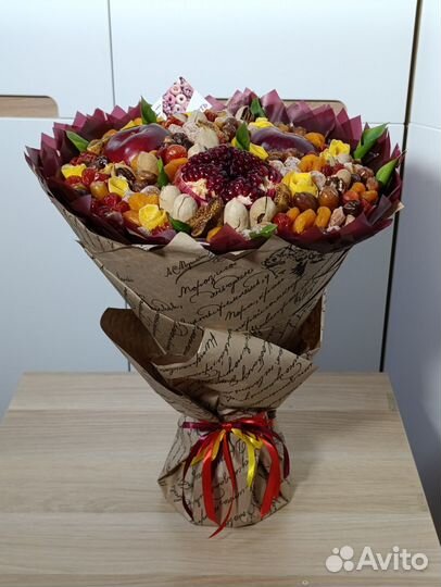 Съедобные букеты с фруктами и сухофруктами