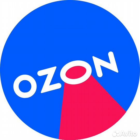 Сотрудники пункта выдачи ozon
