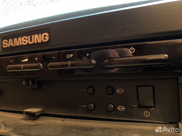 Телевизор Samsung ламповый