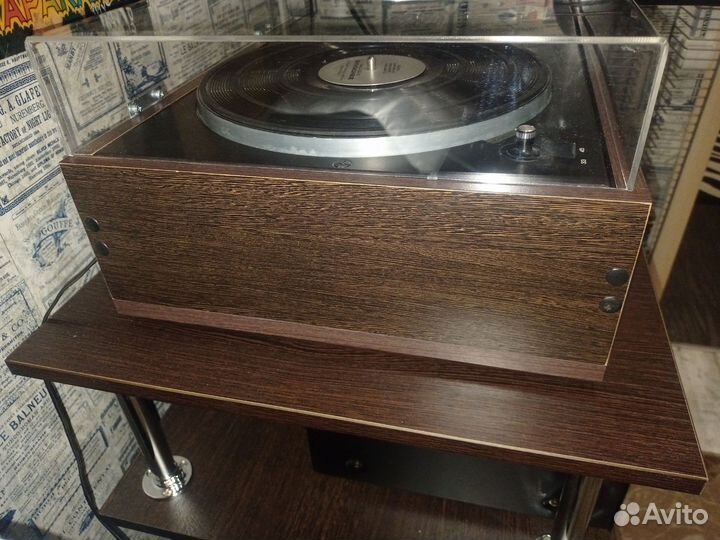 Проигрыватель винила