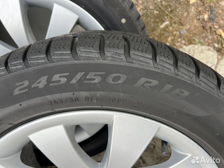 R18 Pirelli Winter Sottozero 3 245/50, PCD 5x120 DIA 72.6