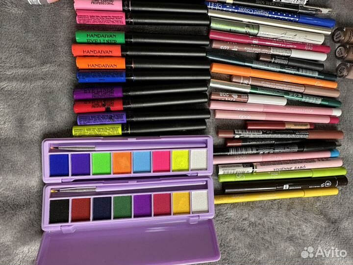 Набор косметики пакетом