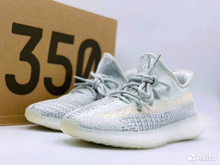 Кроссовки Adidas Yeezy Boost 350 бело-голубые р41