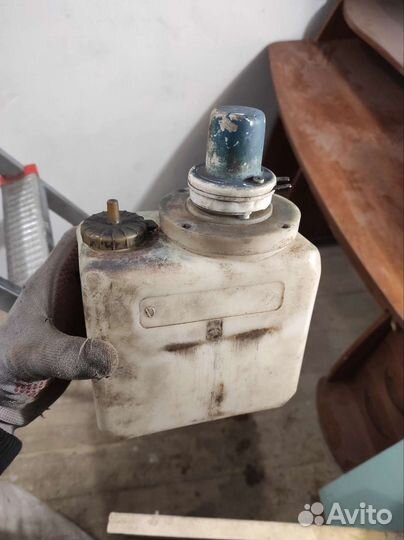 Бачок омывателя УАЗ