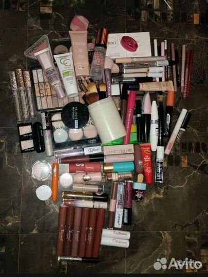 Набор косметики пакетом