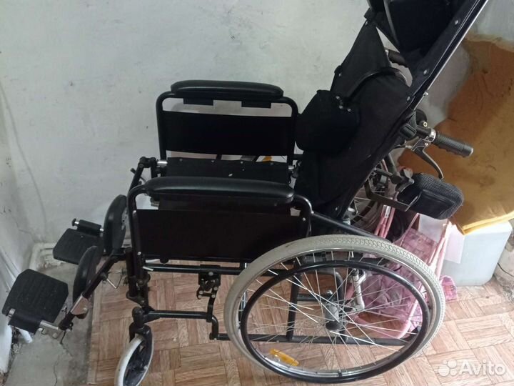 Инвалидная коляска