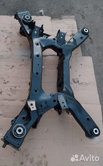 Подрамник задний Nissan Murano Z51