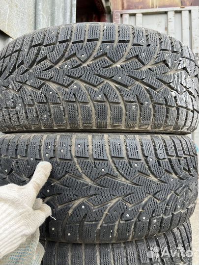 Toyo Observe G3-Ice 215/50 R17