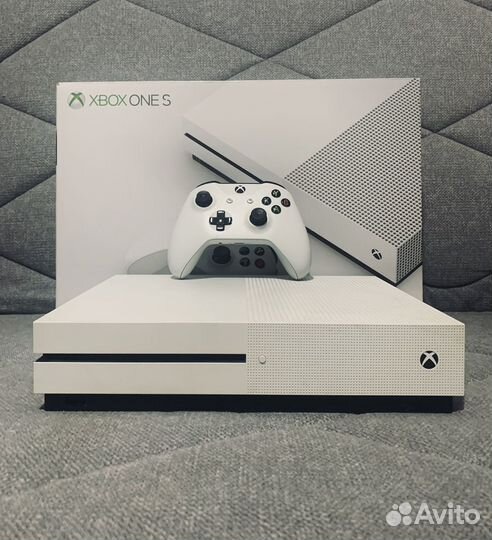 Приставка Xbox One S 1tb