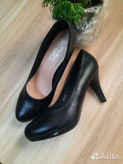 Женские туфли, кожаные и тд