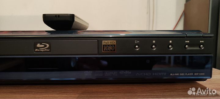 Blu-ray плеер Sony BDP-S300
