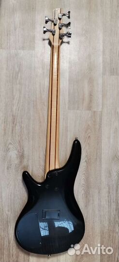 Бас гитара ibanez SR305, 5 струн