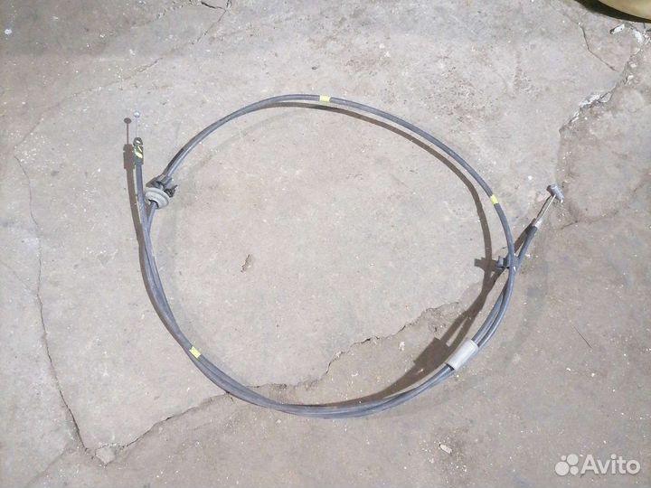 Тросик капота Kia Rio 3