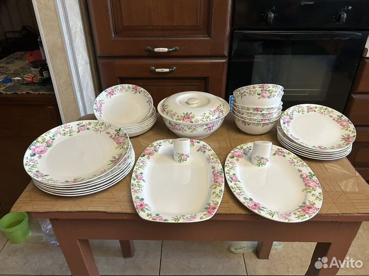 Набор столовой посуды