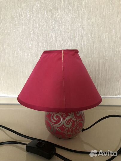 Лампа настольная