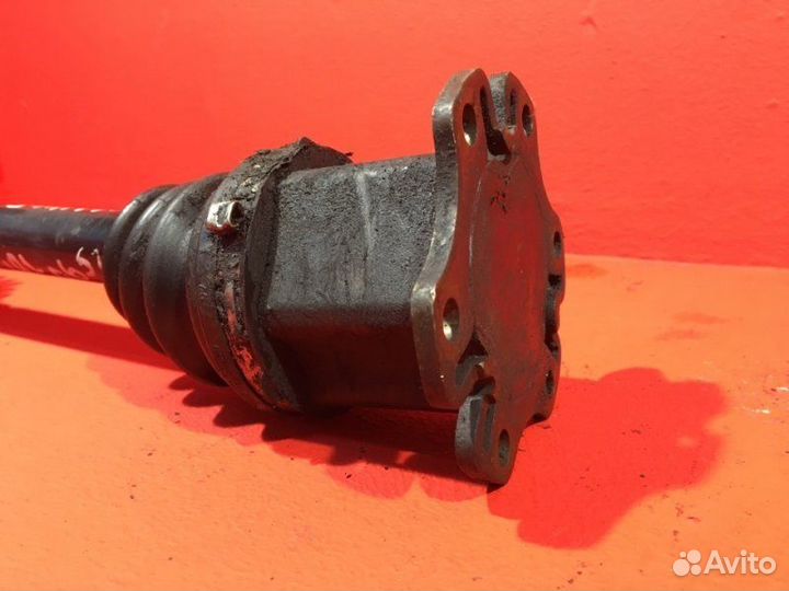Привод передний Audi A4 B7 1.8 BFB 2006