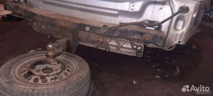 Усилитель заднего бампера с фаркопом audi q7