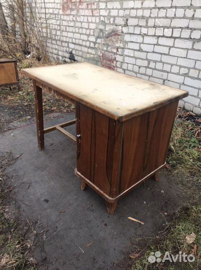 Старинный письменный стол массив