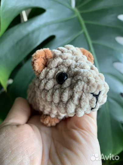 Капибара игрушка вязаная