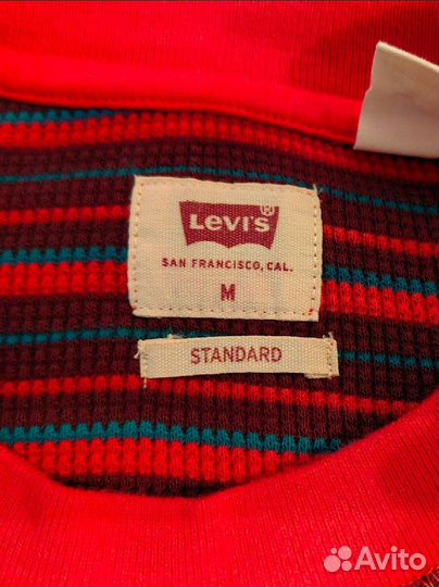 Свитер Levis