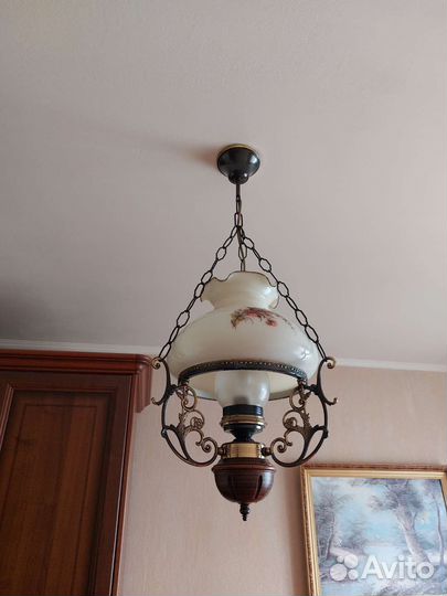 Люстра,светильник