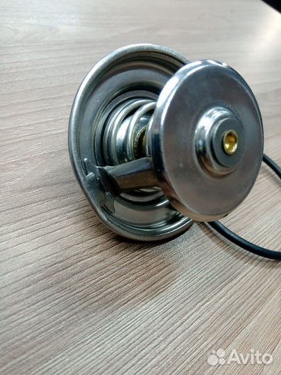 Термостат м102