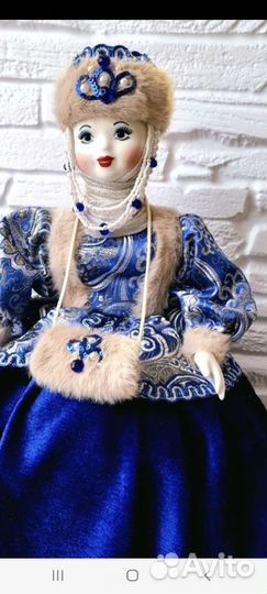 Кукла грелка на чайник 