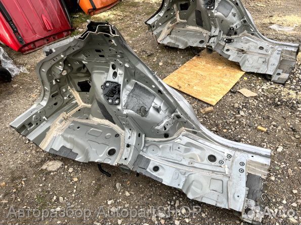 Toyota C-HR Крыло заднее левое