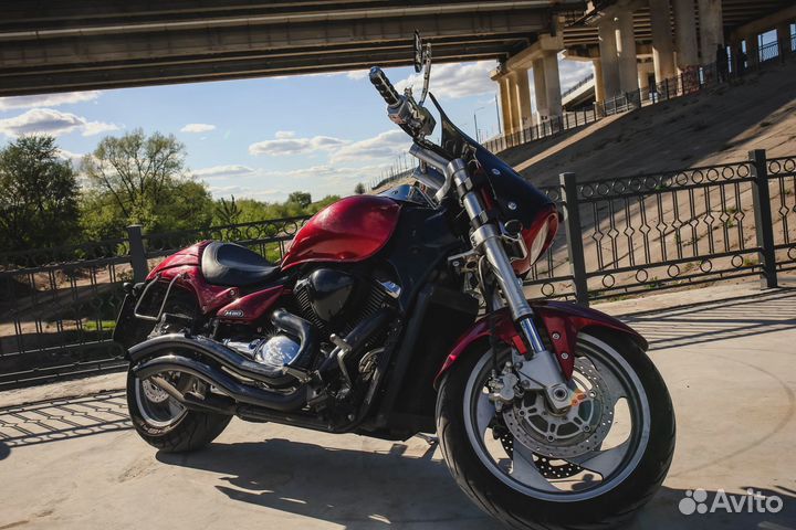 Suzuki boulevard m90