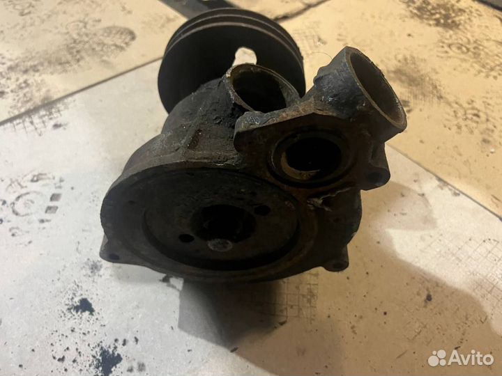 Помпа водяная камаз евро