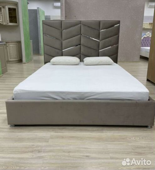 Мягкие кровати