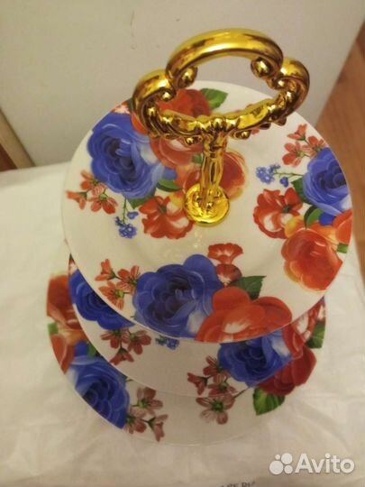 Ваза для фруктов, конфет или печенья трёхярусная