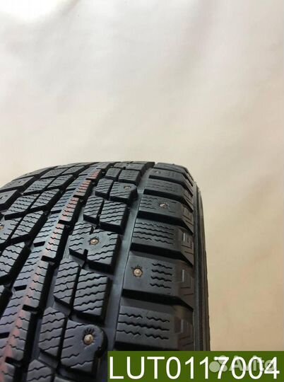 Dunlop SP Winter Ice 01 235/55 R17 99T
