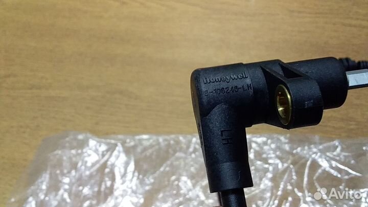 Kia Rio (00-05) Датчик ABS задний левый Новый